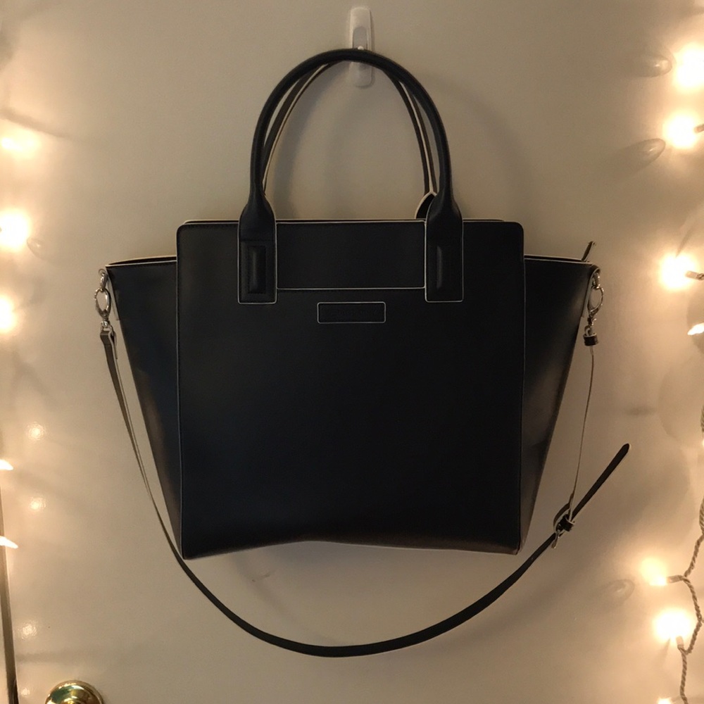 Vera Bradley Faux Leather tote. Navy Blue.
